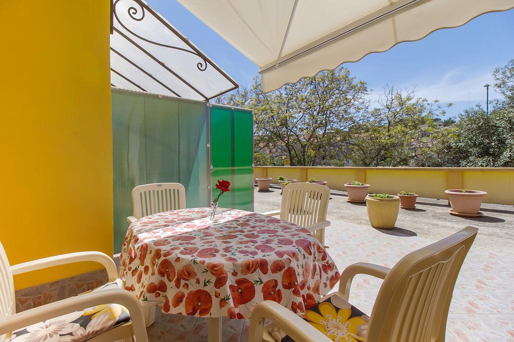 Apartment Oleander Mali Lošinj Extérieur photo